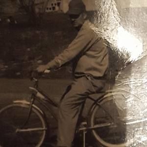 Meet your Posher, Elijah